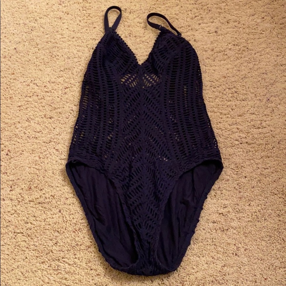 Navy blue Robin Piccone Swimsuit size 6